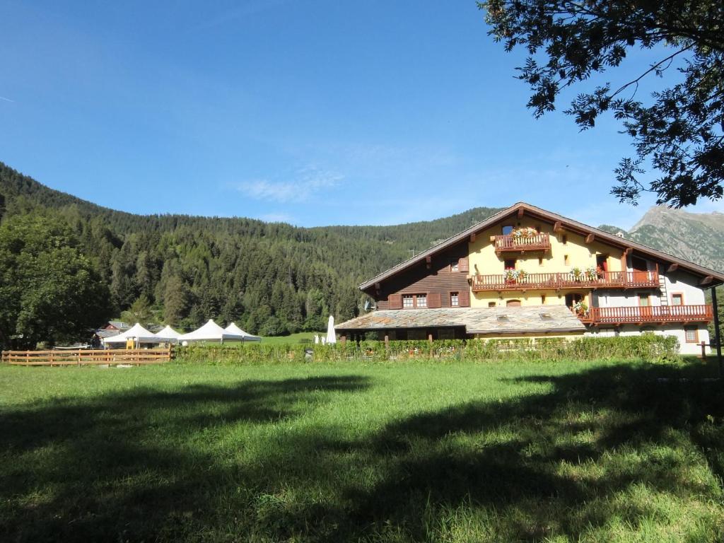 La Luge D'Antan Maison D'Hotes & Spa Brusson Buitenkant foto